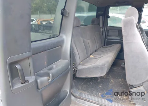 2002 Chevrolet Silverado 1500 Ls из США, поврежденный, VIN 2GCEK19T321205466